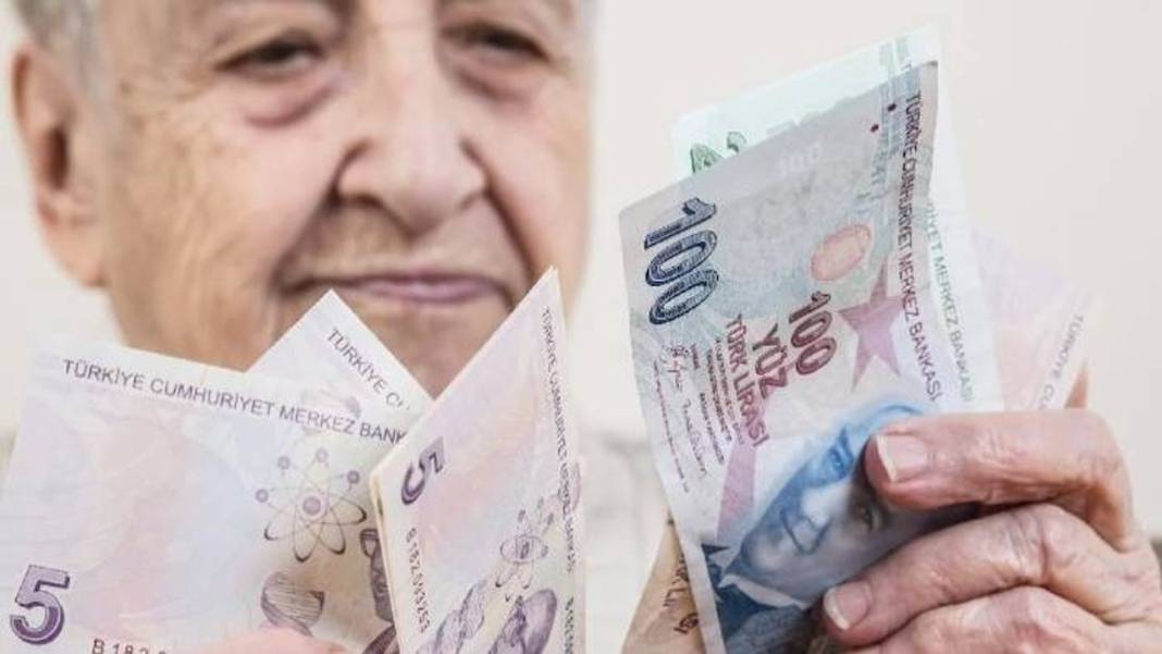 65 yaş aylığı evde bakım ve engeli maaşı ... Hepsi değişecek: Okkalı zam belli oldu 2